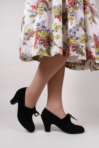 1940s pumps in suede with velvet laces - Black - Esther - memery