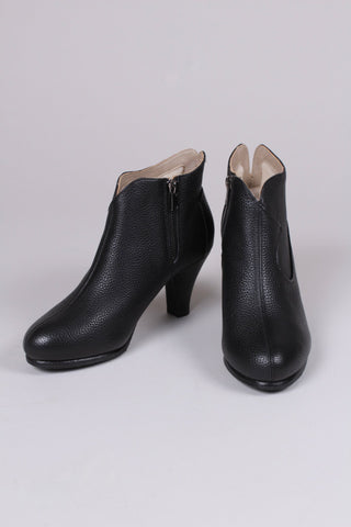 1950s high heel ankle boots with wool lining - Black - Laura - memery