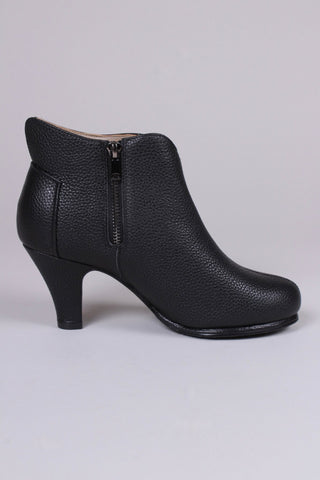 1950s high heel ankle boots with wool lining - Black - Laura - memery