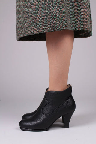 1950s high heel ankle boots with wool lining - Black - Laura - memery
