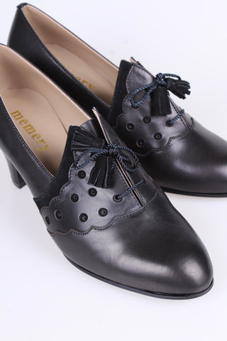 1930s everyday Oxford shoes with tassels - black - Mildred