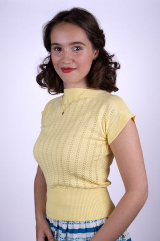 1950s style cap-sleeved jumper in fine lace knit - Pastel yellow - Iris