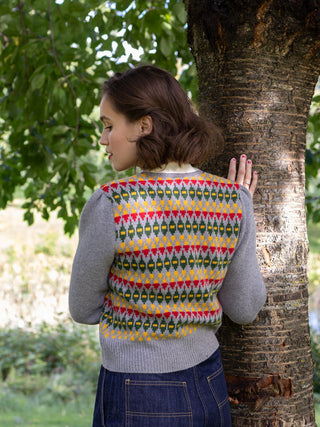 1940'er style cardigan - Meleret grå med flerfarvet mønster - Roberta