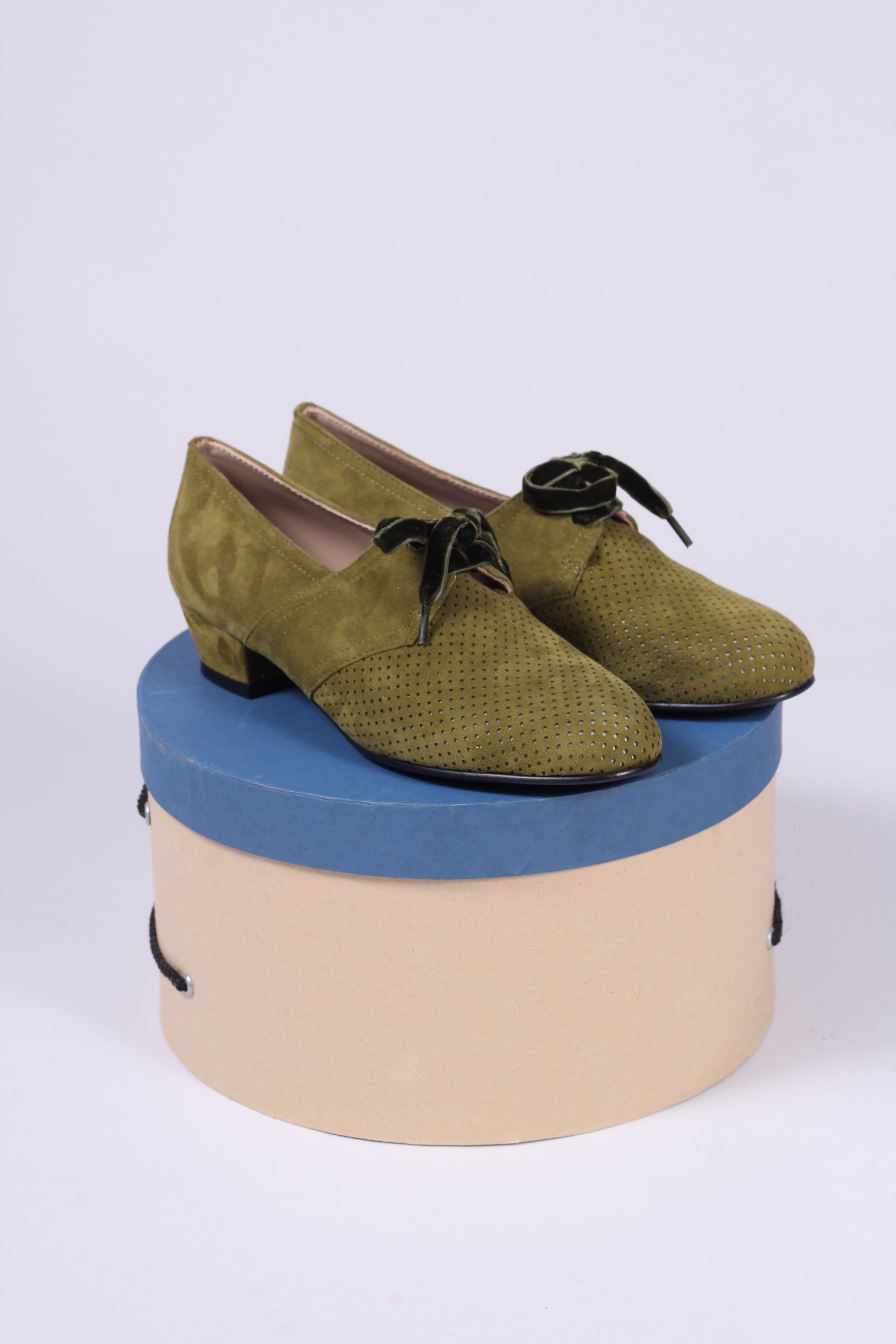 1940'er vintage style Oxford sko i ruskind - Lav hæl - Støvet grøn - Esther