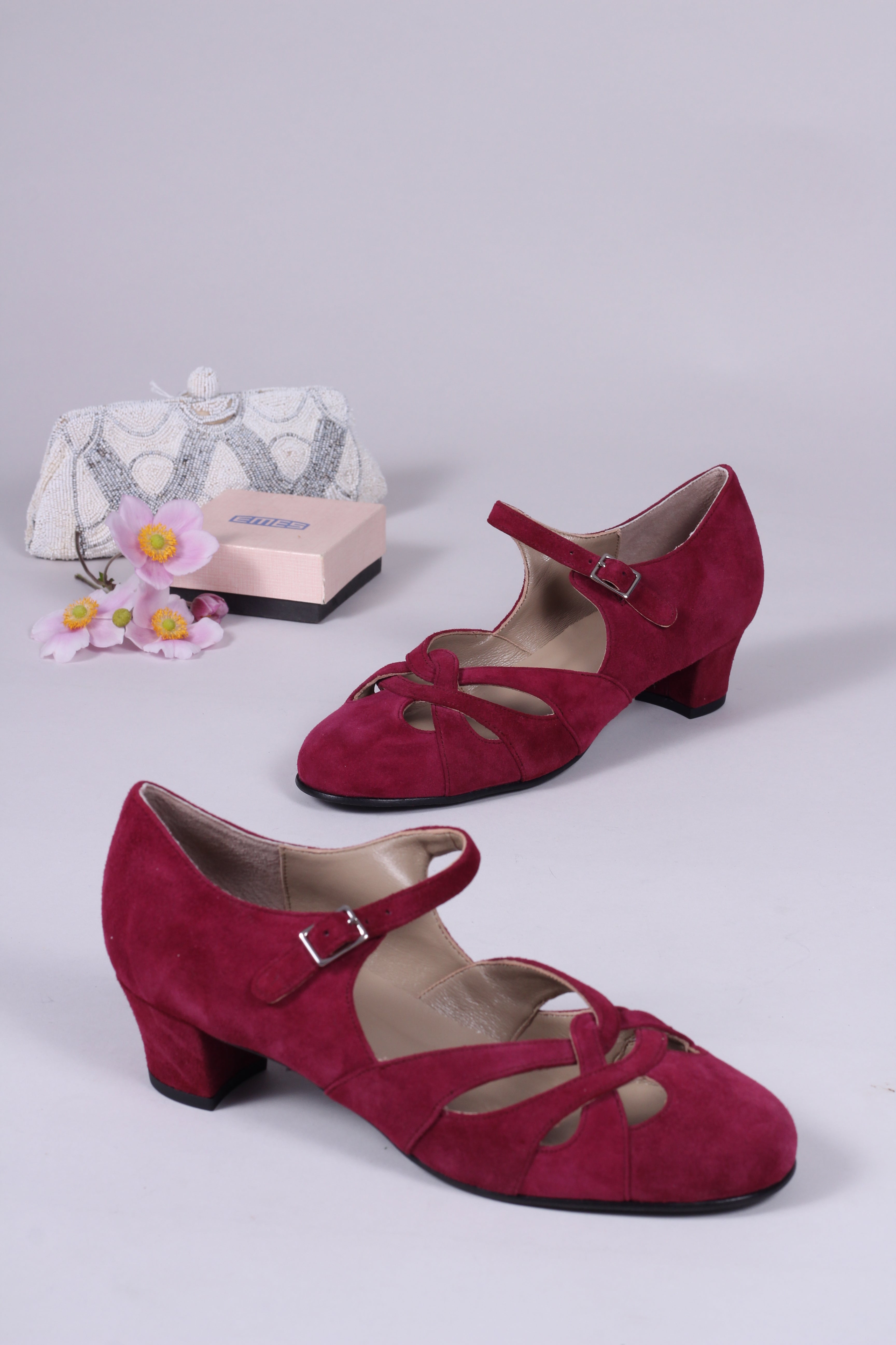 1930'er / 1940'er vintage style sandaler i ruskind - bordeaux rød Id – memery