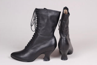 Feminine soft Edwardian boot with pompadour heel, 1900 - 1915 - Black - Rose - memery